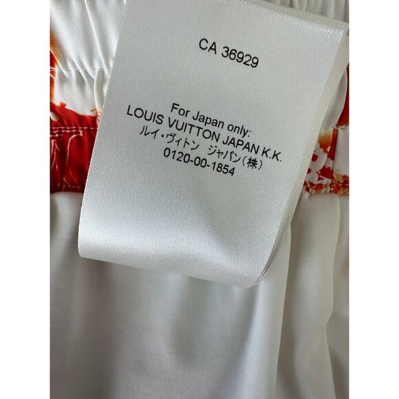 Louis Vuitton Red Bleached Bandana Monogram Swim Shorts - Picture 8 of 8